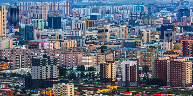 УЛААНБААТАРТ ӨДӨРТӨӨ 21-23 ГРАДУС ДУЛААН БАЙНА