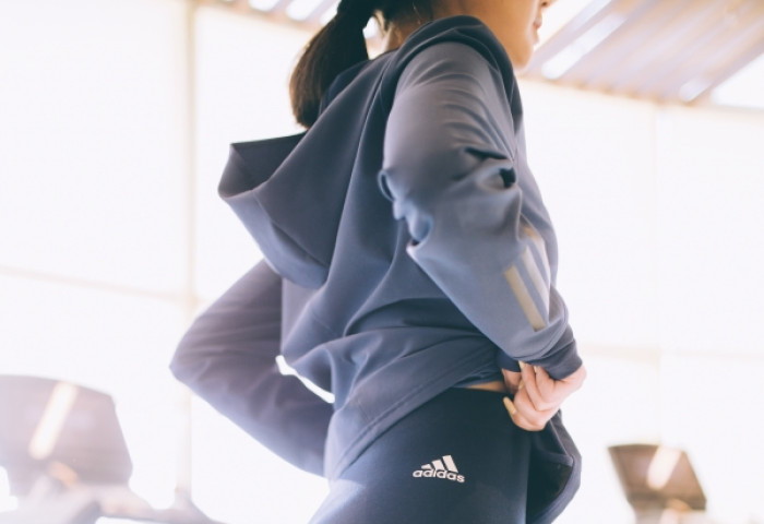 Adidas: Агуулах чөлөөлөх худалдаа